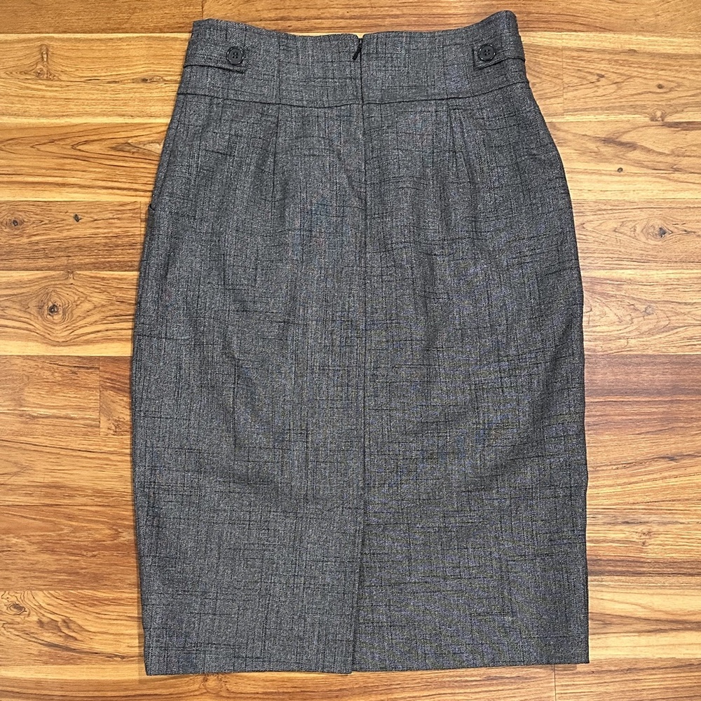 Halogen Gray Metallic Pencil Skirt Size 4 - Picture 3 of 3